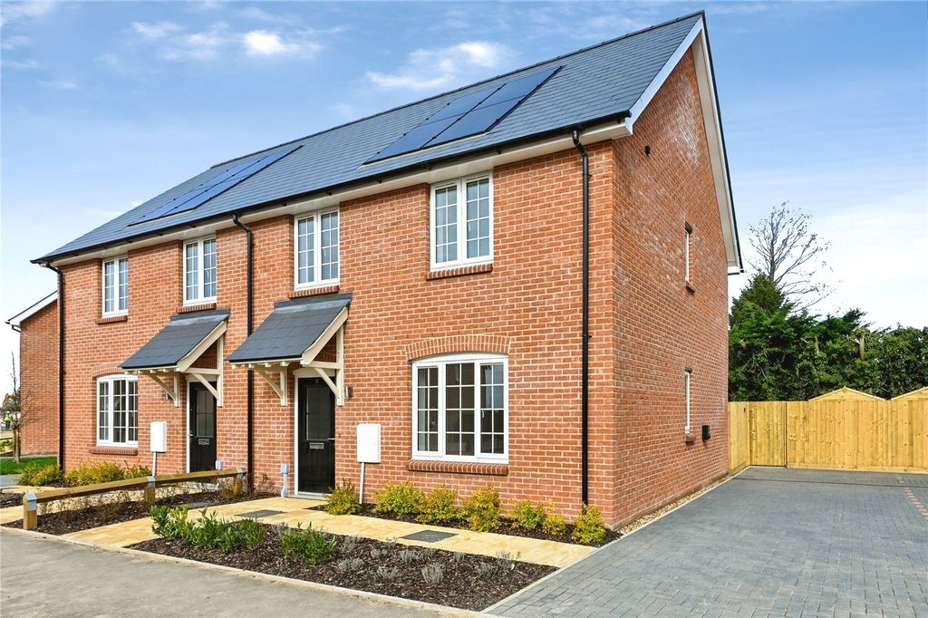 Property photo 1 of 12 Picture No. 02