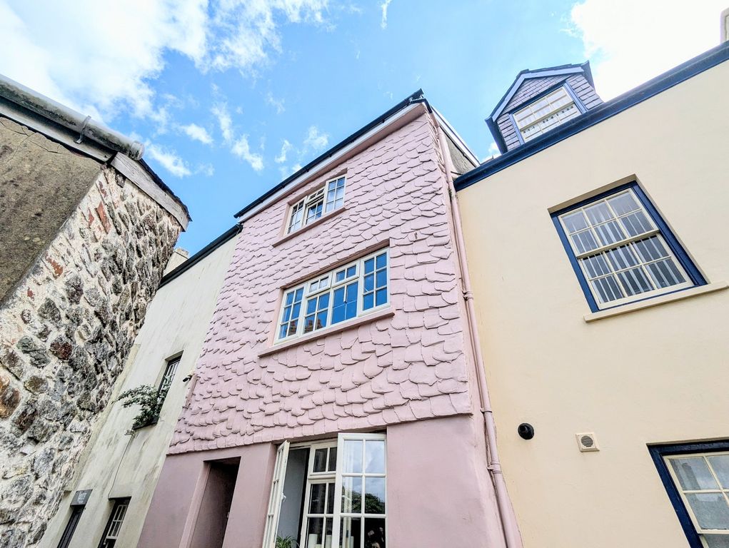 Property photo 2 of 11 Not Specified