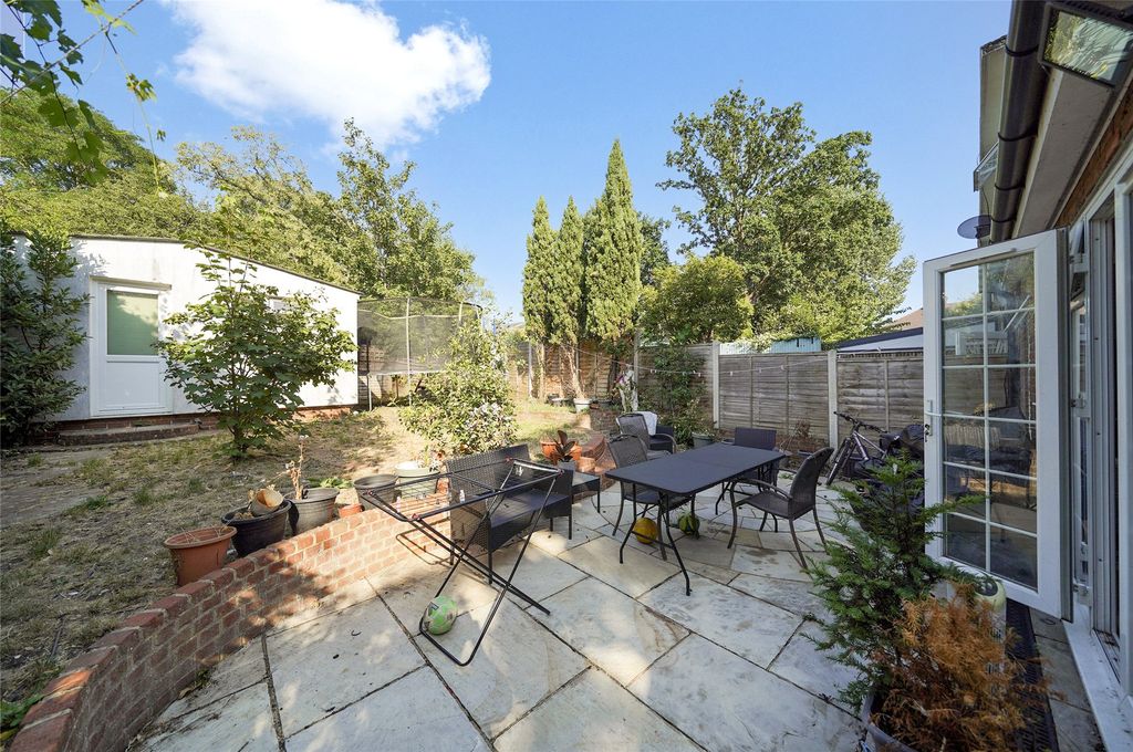 Property photo 2 of 19 Picture No. 05