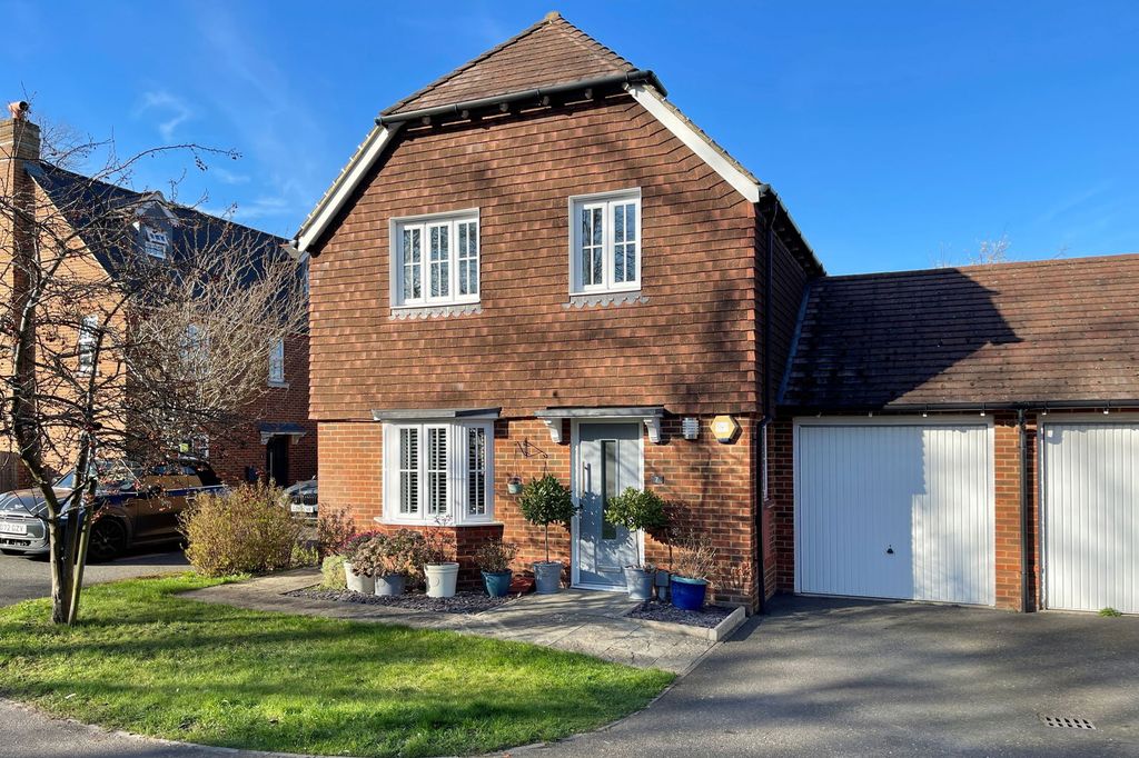 Property photo 1 of 59