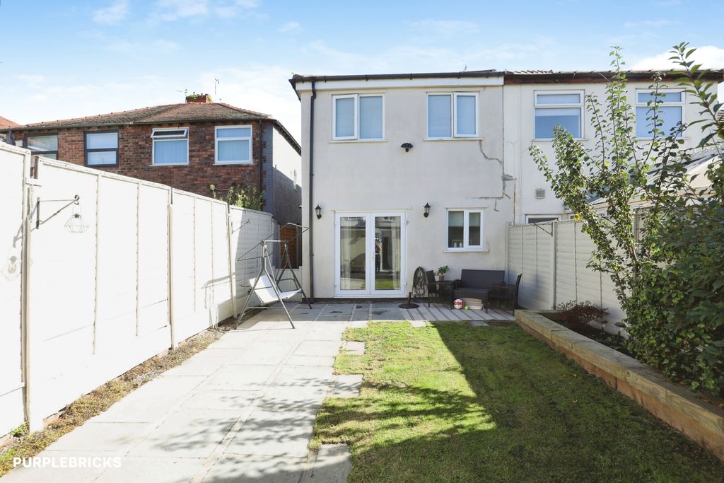 Property photo 2 of 27