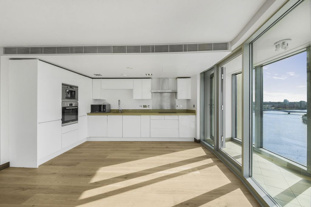 Property photo 3 of 16 Picture No. 23