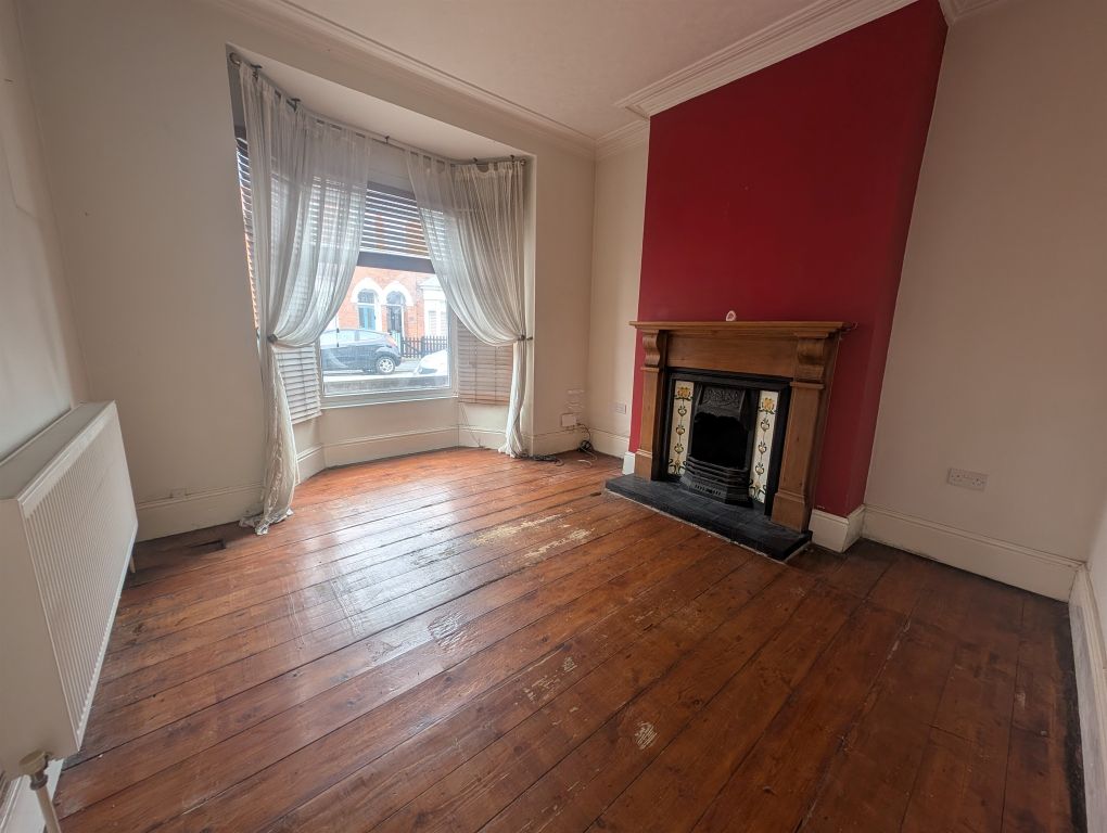 Property photo 2 of 13