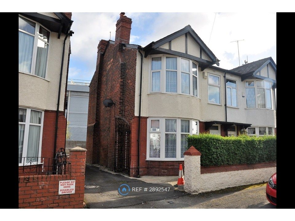 Property photo 1 of 24