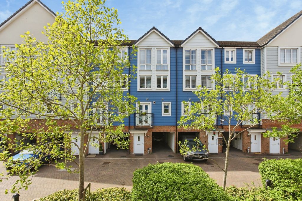 Property photo 1 of 20 Pbox-Img.Jpg