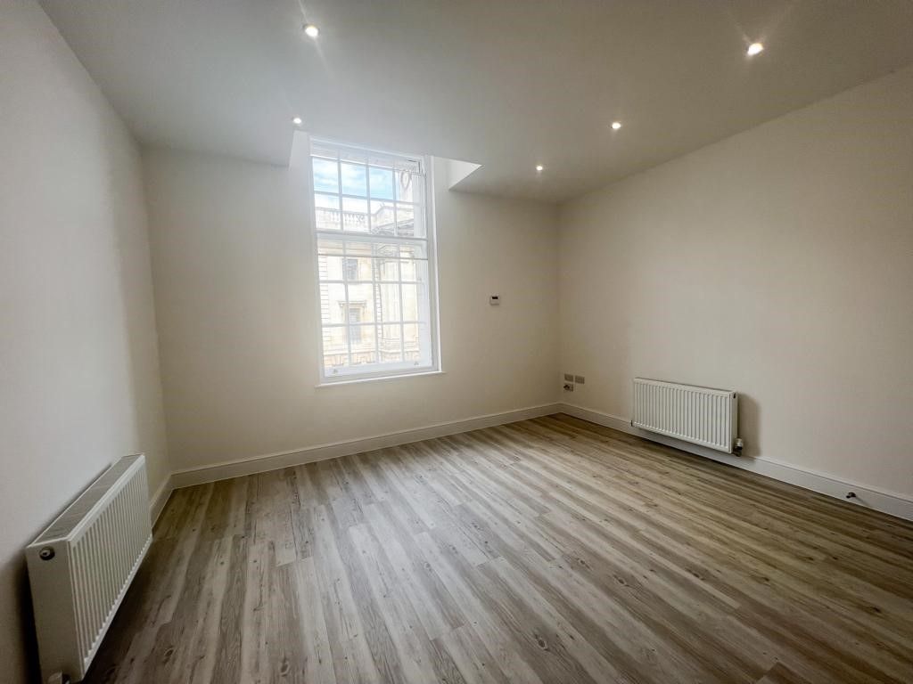 Property photo 2 of 4 Living Room