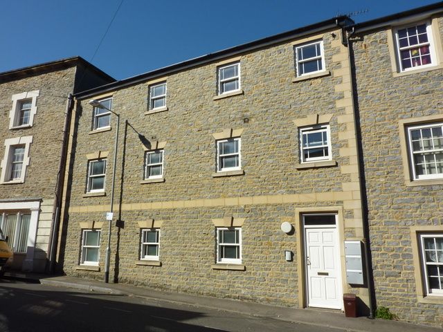 Property photo 1 of 6