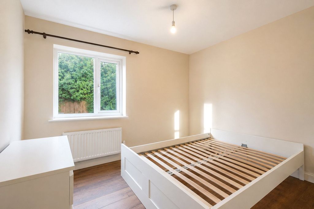 Property photo 2 of 7 Picture No. 08
