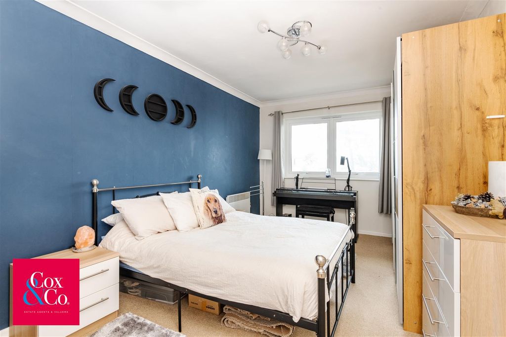 Property photo 3 of 13 85A_4014.Jpg
