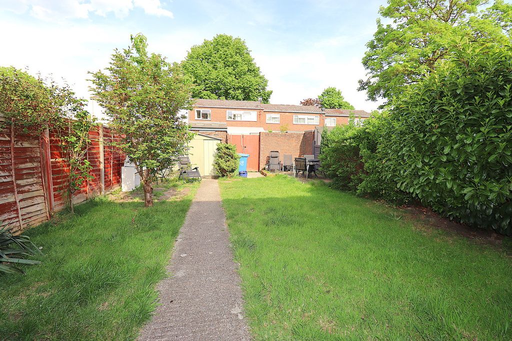 Property photo 2 of 11