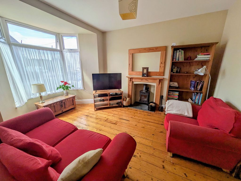 Property photo 3 of 13