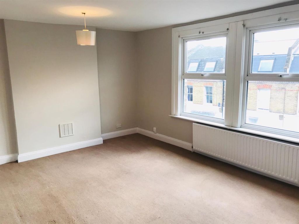 Property photo 1 of 5 Living Room 2