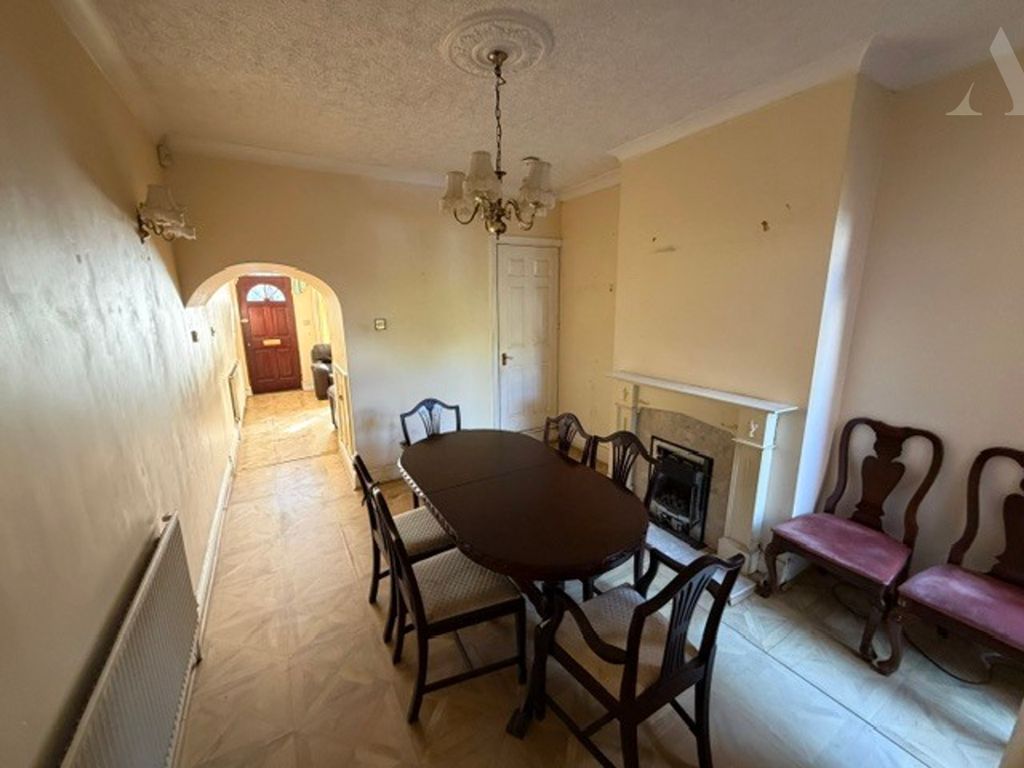 Property photo 3 of 14 212 Drews Lane Rear Reception Room.Jpeg