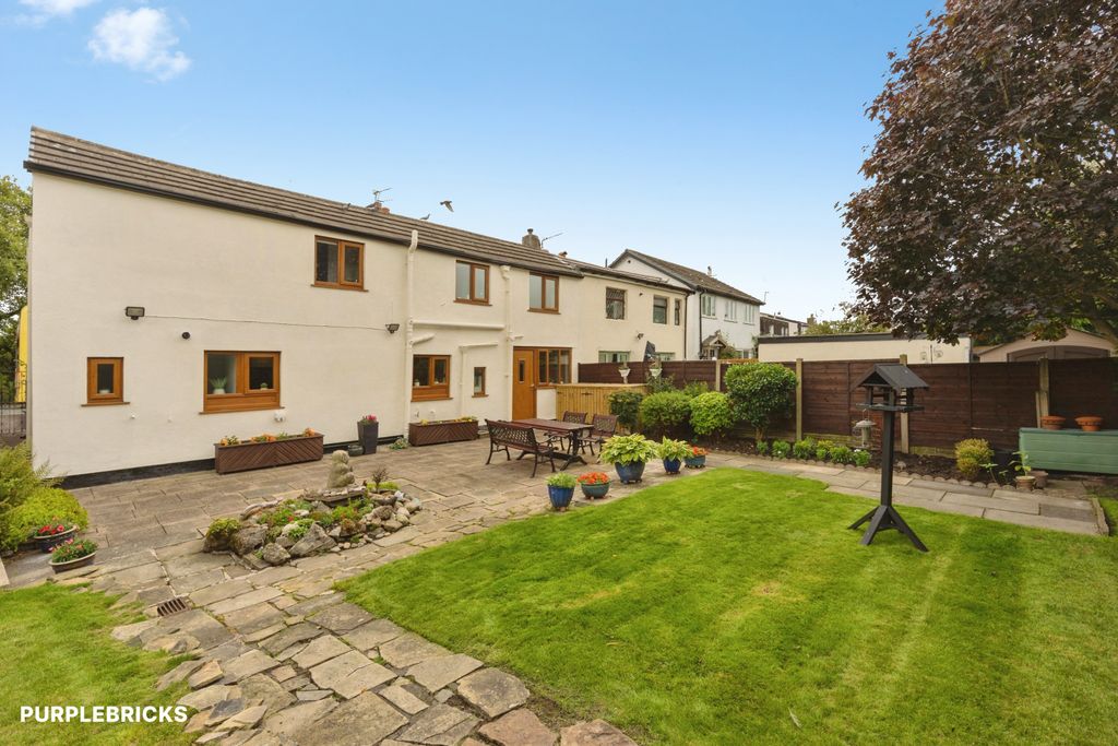 Property photo 3 of 40