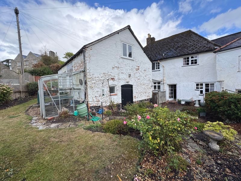 Property photo 3 of 21 Photo 8