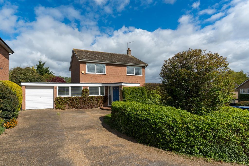 Property photo 1 of 29 9-Abingerway-001.Jpg