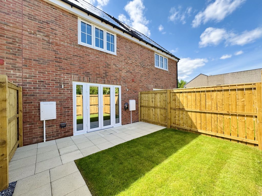 Property photo 1 of 28 Img_5209