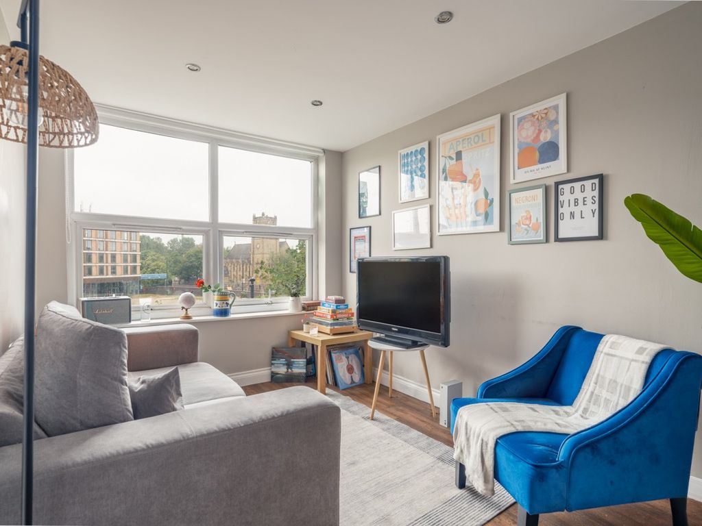 Property photo 1 of 10 3491741