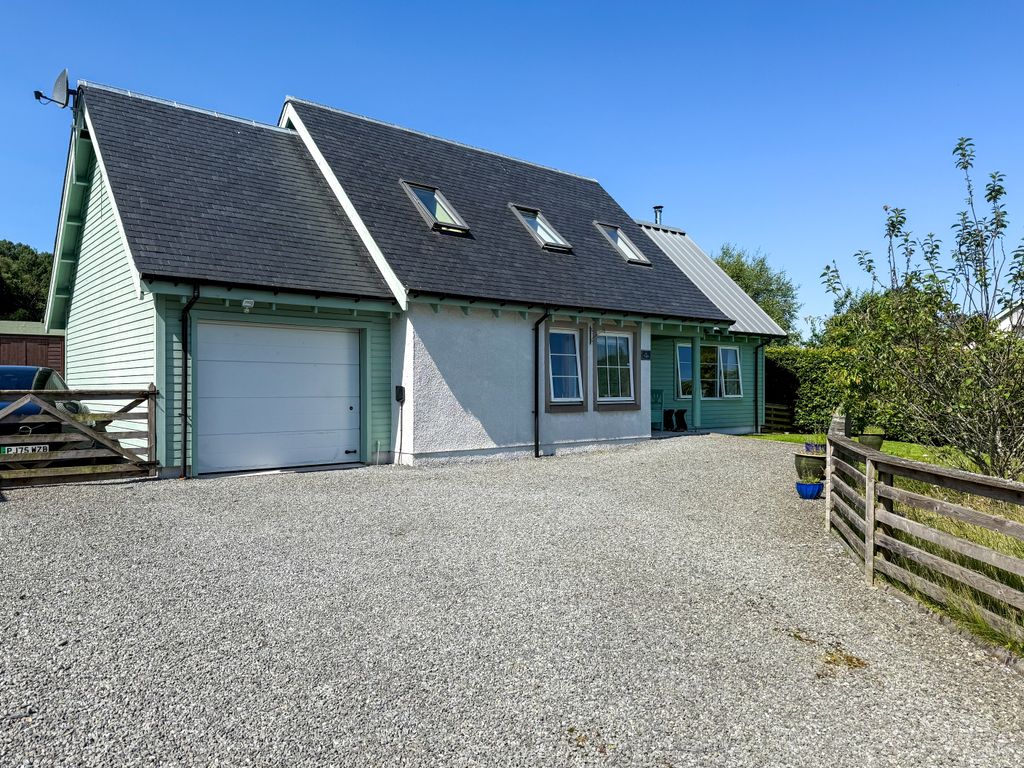 Property photo 2 of 37