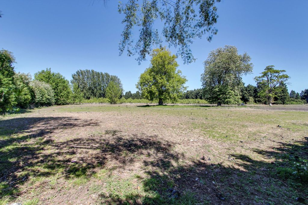 Property photo 3 of 5