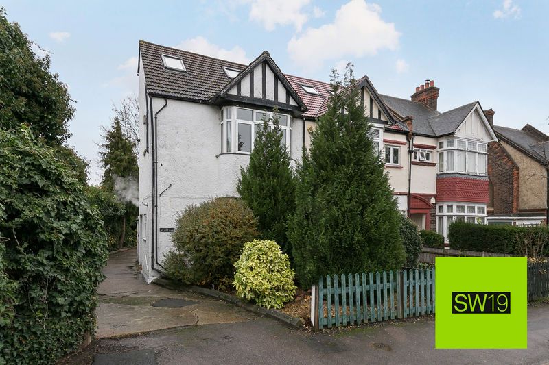 Property photo 1 of 11 Photo 8