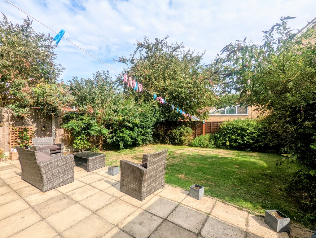 Property photo 3 of 7 Garden