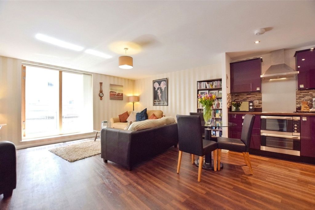 Property photo 1 of 14 Kitchen/Living Room