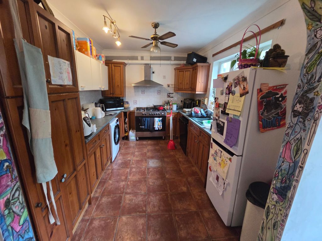 Property photo 2 of 12 Property