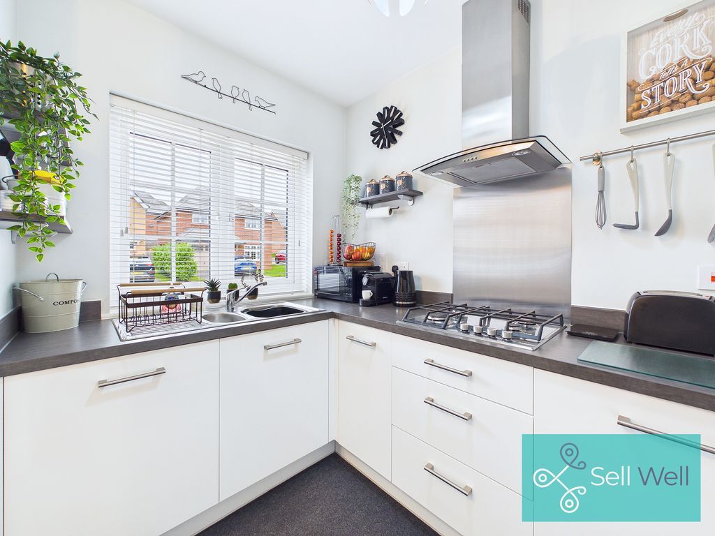 Property photo 2 of 22 Kitchen