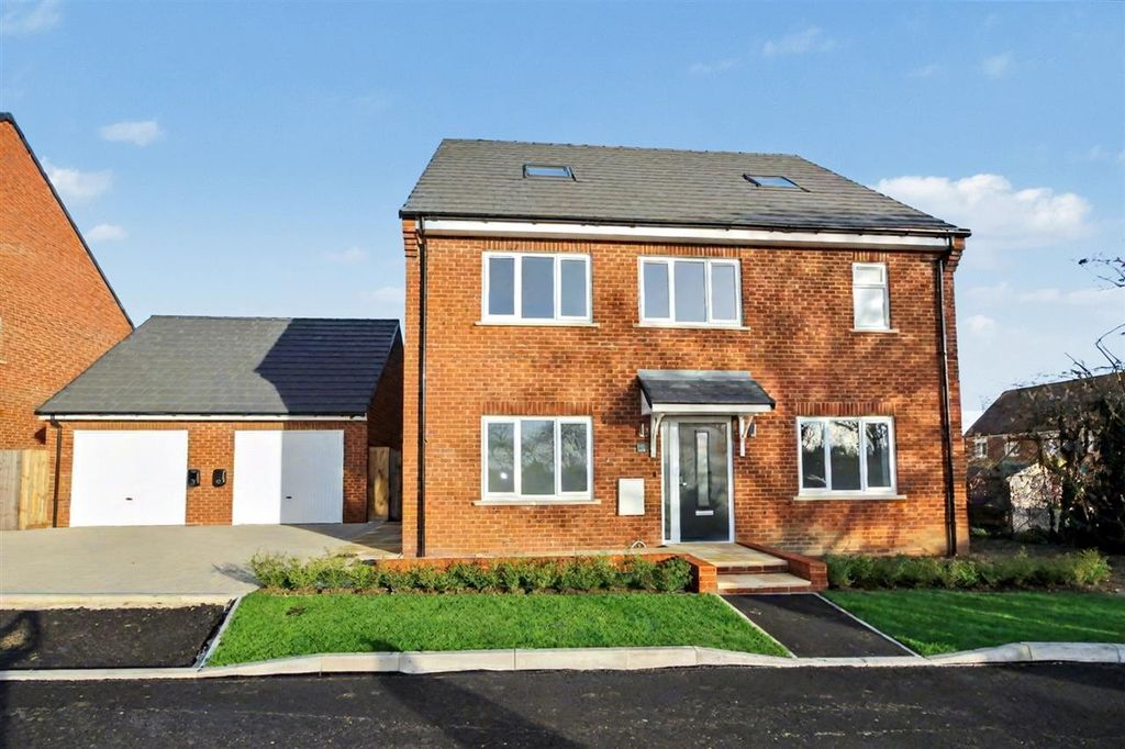 Property photo 1 of 16 Main Picture