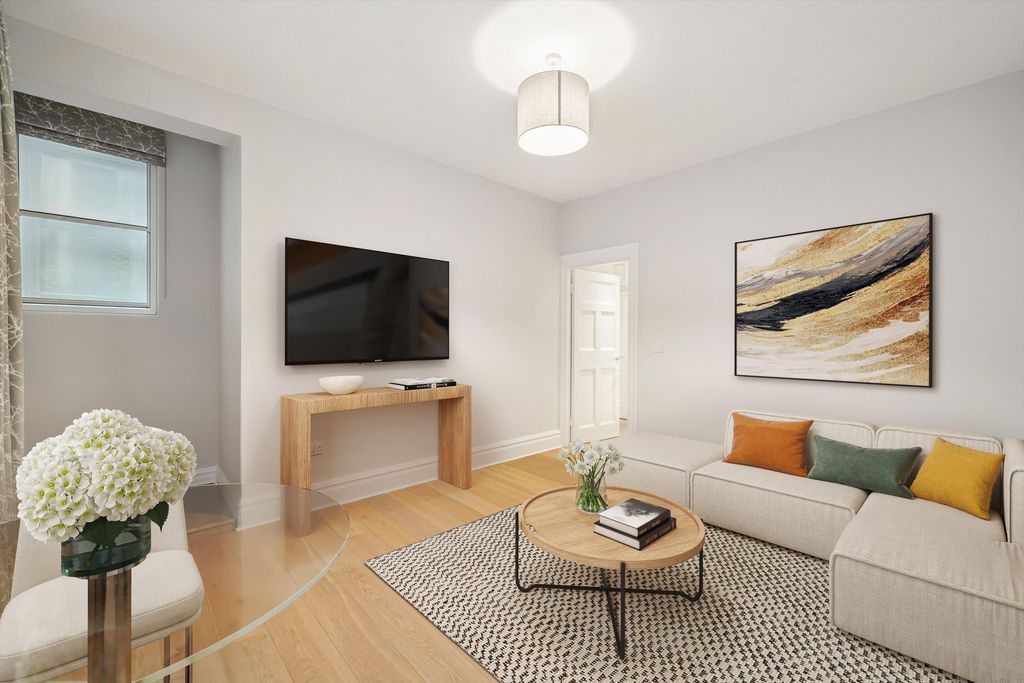 Property photo 2 of 14 Image