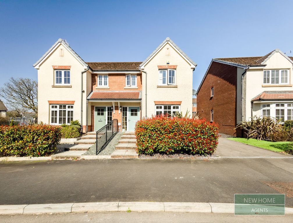 Property photo 1 of 13 Photo 15