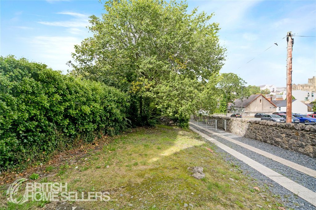 Property photo 2 of 15 Picture No. 17