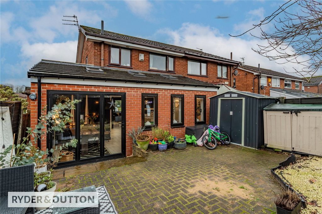 Property photo 2 of 24 Picture No. 25