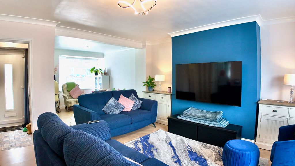 Property photo 2 of 29