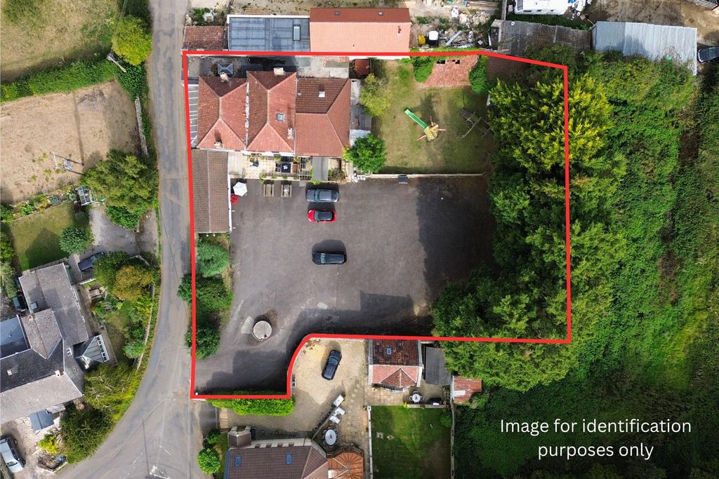 Property photo 3 of 14 Pub And Land In Clapton In Radstock (1).Png