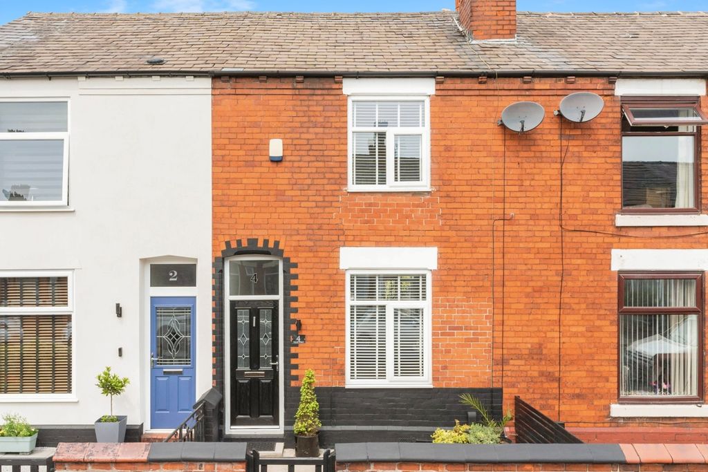 Property photo 1 of 17 Photo