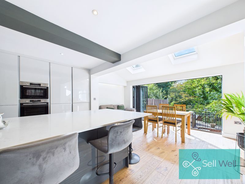 Property photo 2 of 40 Open Plan Living Area