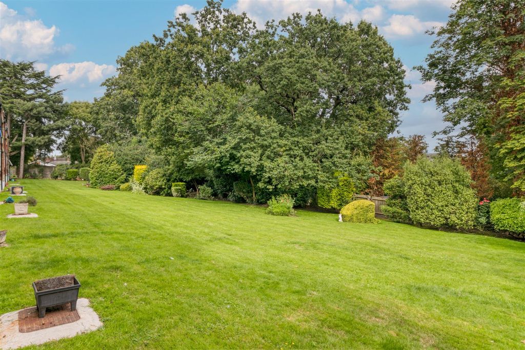 Property photo 2 of 19 Img_4264_170 Copy.Jpg