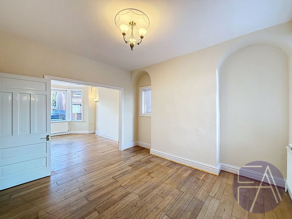 Property photo 3 of 21 4639556