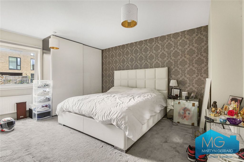 Property photo 2 of 11 Picture No. 08