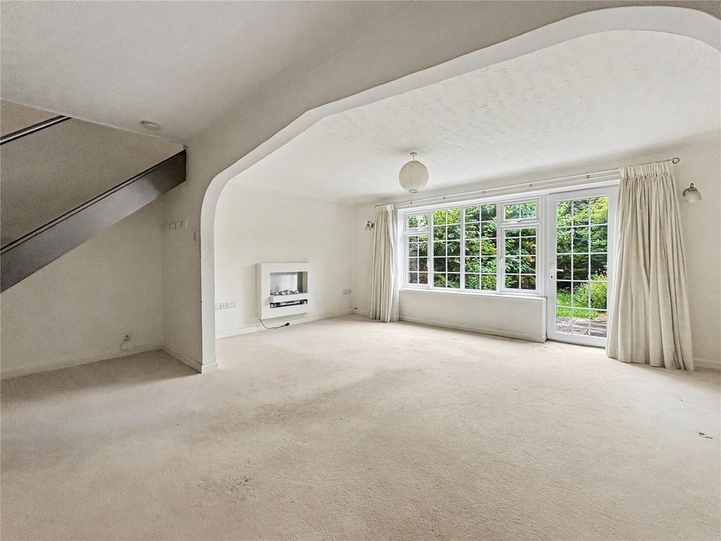 Property photo 2 of 11 Picture No. 10