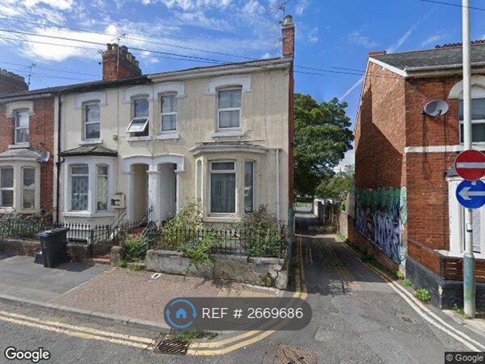 Property photo 2 of 14