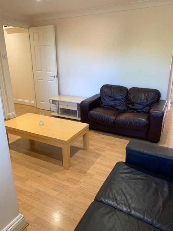 Property photo 2 of 10 Picture No. 13