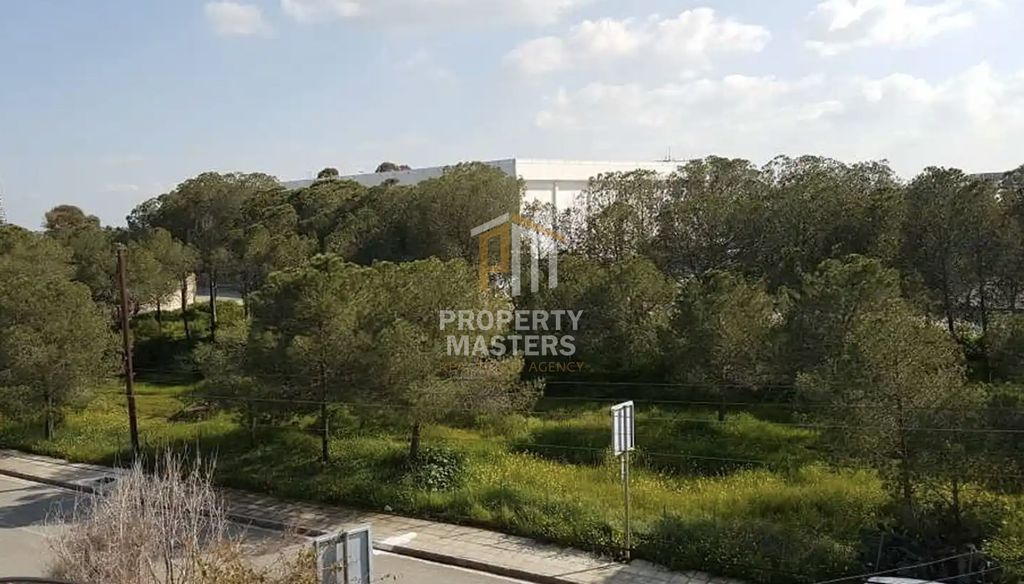 Property photo 2 of 2