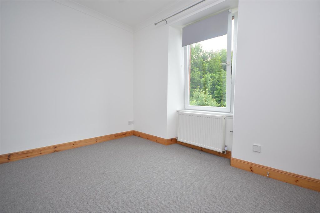 Property photo 2 of 8 3.Jpg