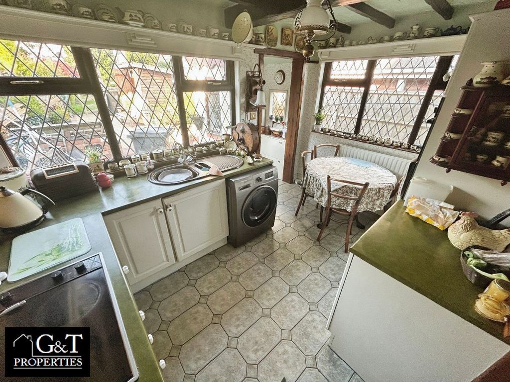 Property photo 3 of 19