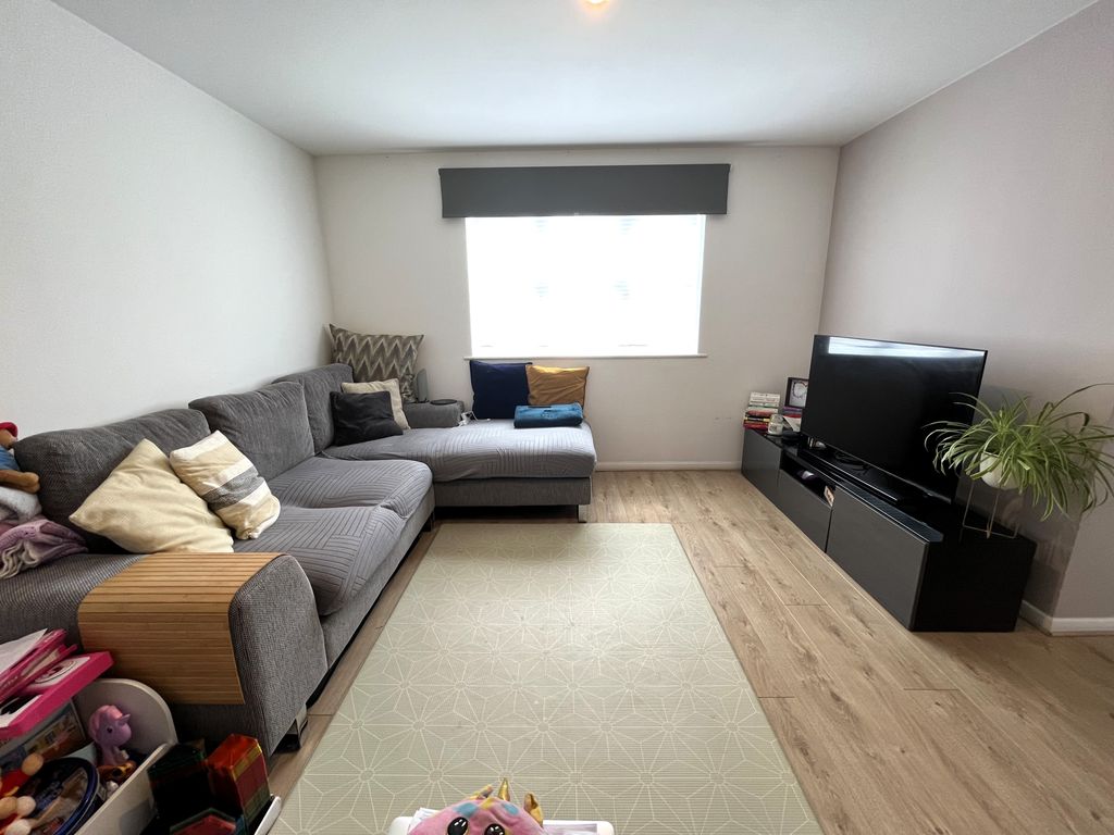 Property photo 2 of 12 Img_6147