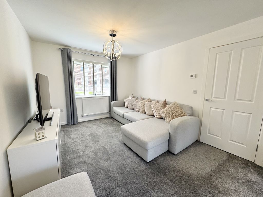 Additional image 13 of 4 bed detached house for saleOakfield Gardens, Peterlee, Durham SR8