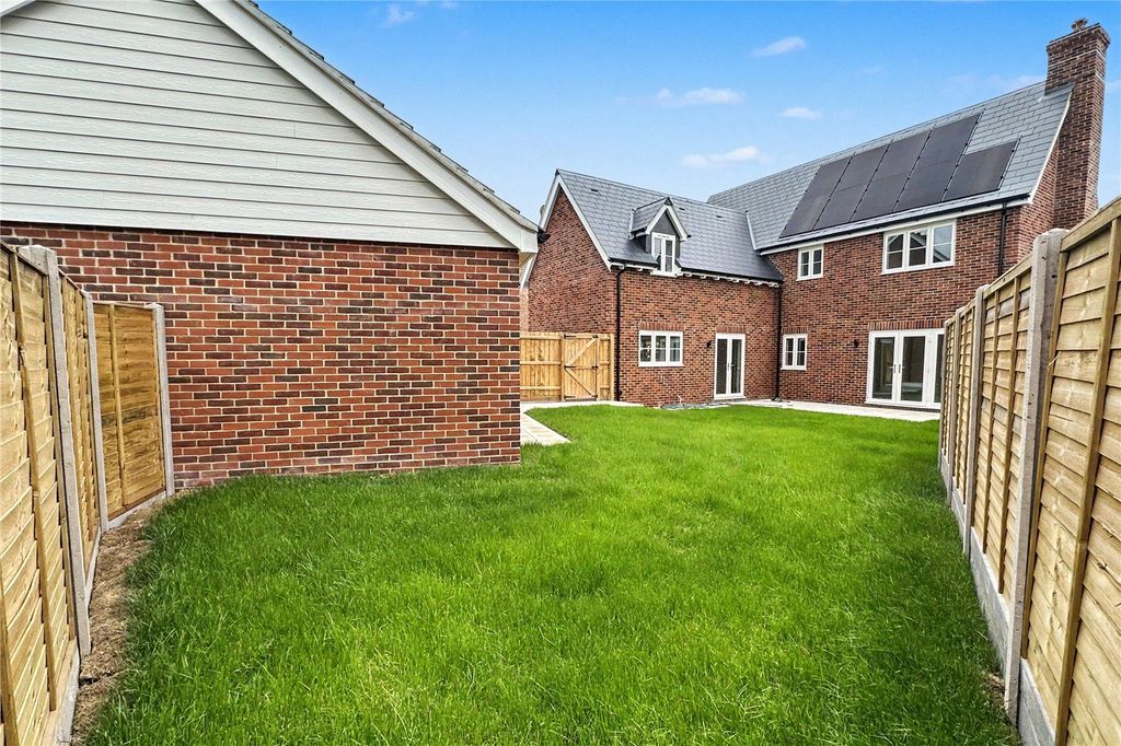 Property photo 3 of 15 Picture No. 17